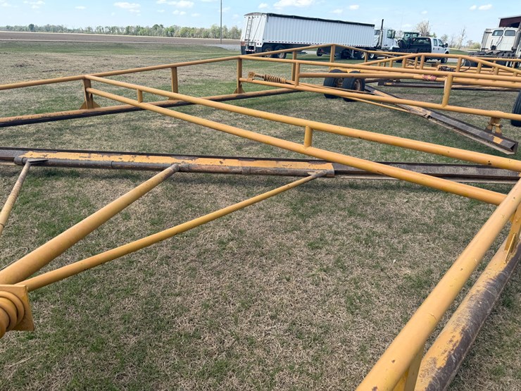 #43738-•-proctor-18'x55'-float-image-70