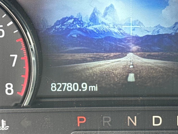 2016-ford-explorer-platinum-image-10