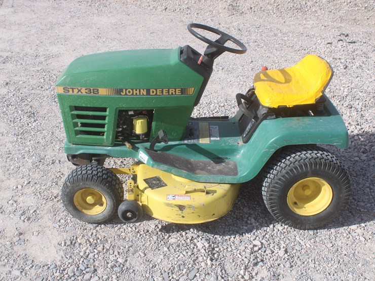 john-deere-stx38-image-2