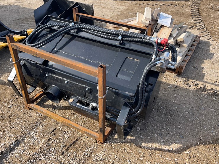 skid-steer-concrete-mixer-image-5