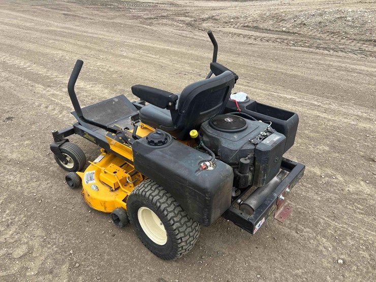 cub-cadet-zero-turn-lawn-mower-image-7