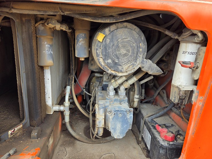 2012-hamm-hd140-image-28