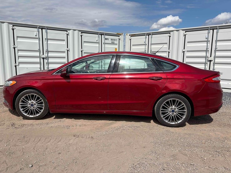 2015-ford-fusion-image-5