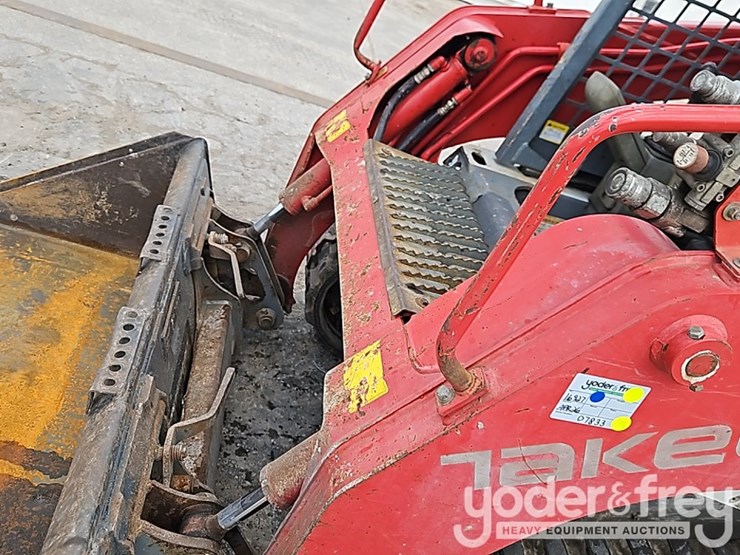 takeuchi-tl8r-image-15