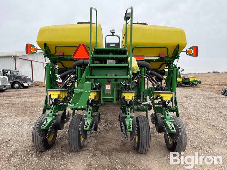 2009-john-deere-1770nt-ccs-image-6