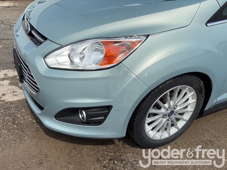 2013-ford-cmax-image-6