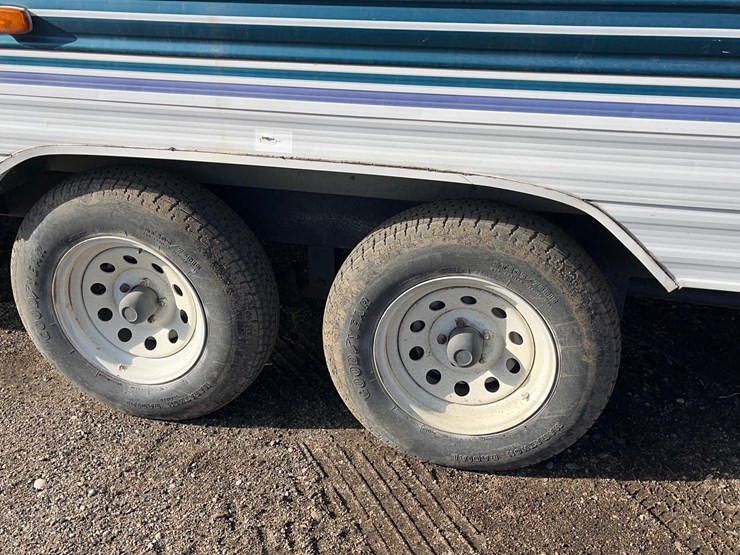 1997-gulf-stream-camper/office-image-21