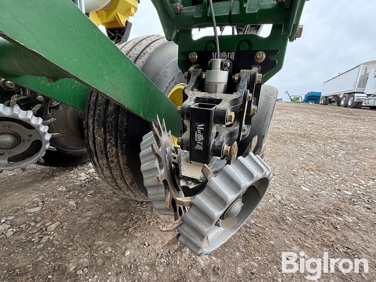 2009-john-deere-1770nt-ccs-image-17