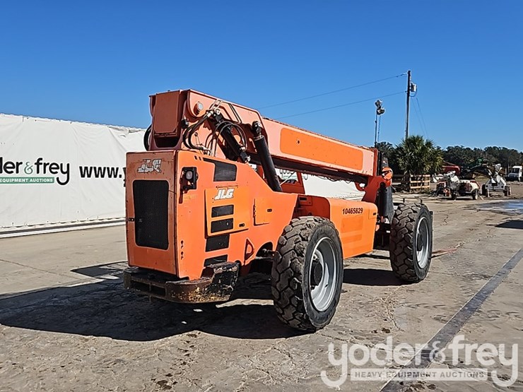 2016-jlg-6042-image-5