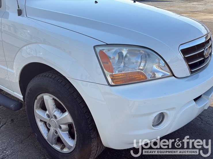 2008-kia-sorento-image-35