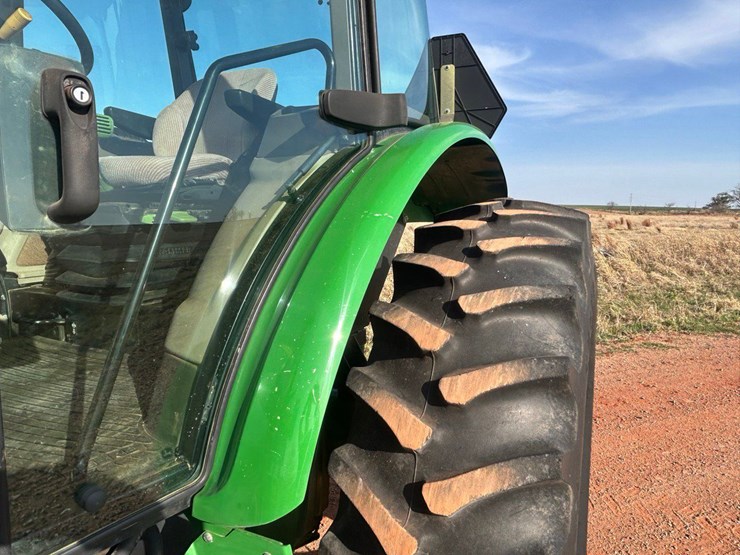 john-deere-6115d-image-23