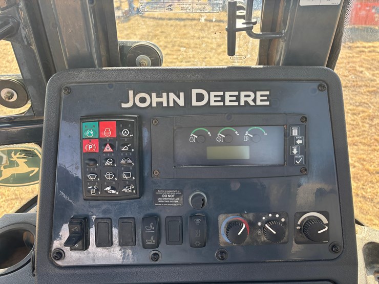 deere-410k-image-9