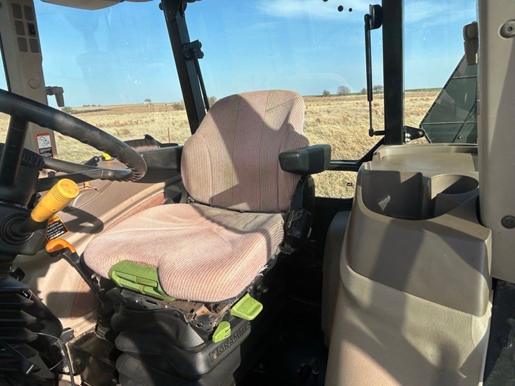 john-deere-6115d-image-33