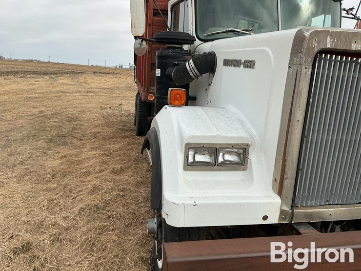 1979-western-star-4864-2-image-15