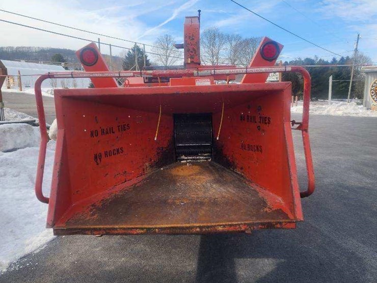 #449-•-2017-morbark-beever-m12r-chipper-image-5