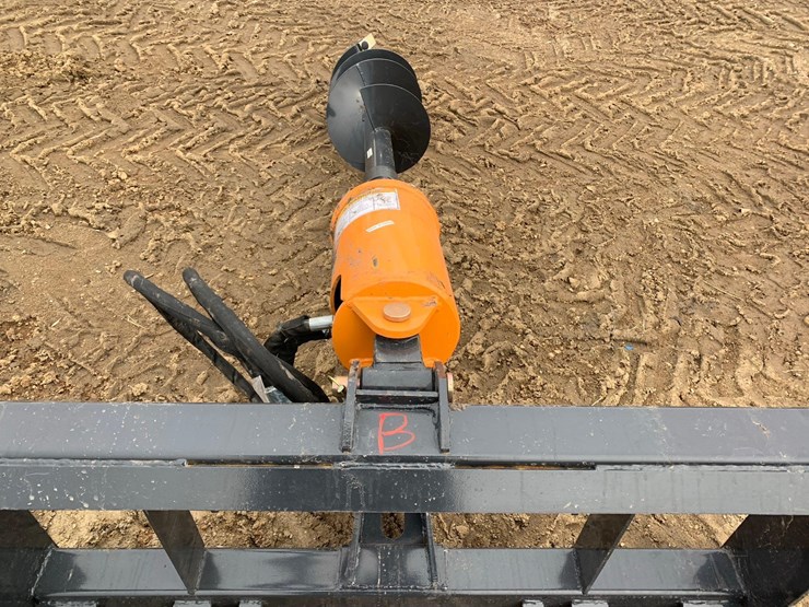 skid-steer-post-hole-auger-image-5