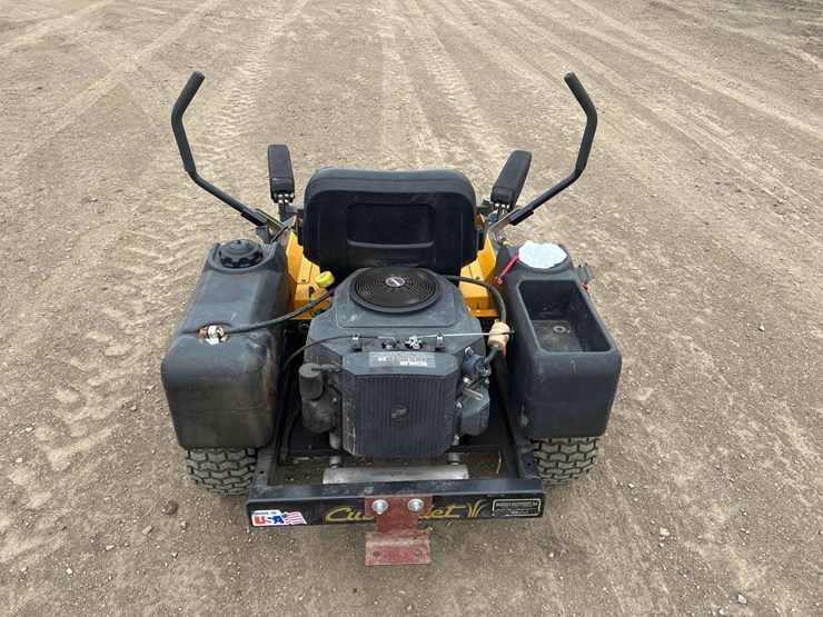 cub-cadet-zero-turn-lawn-mower-image-6