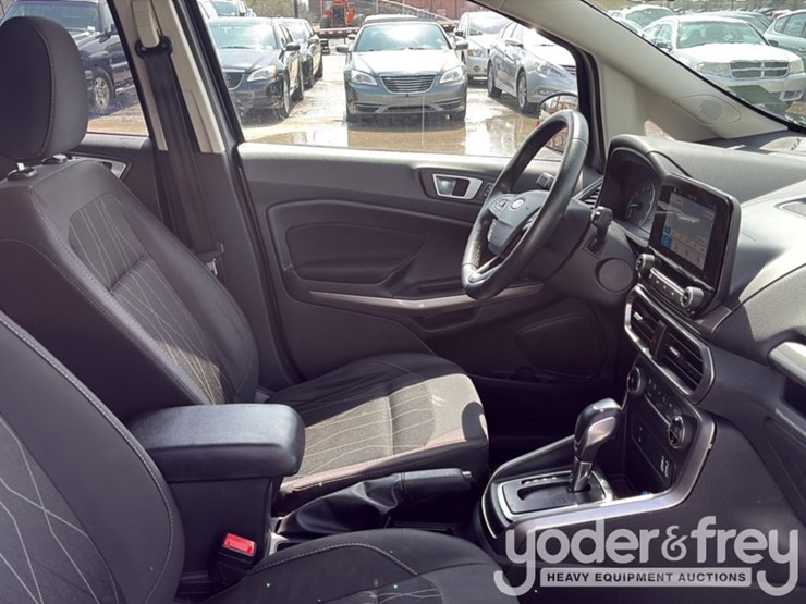 2019-ford-escape-image-16