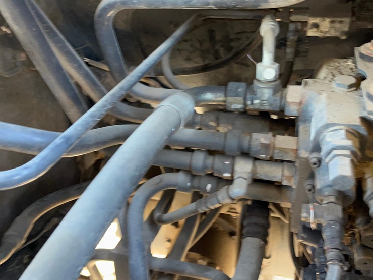 komatsu-wa200-image-16