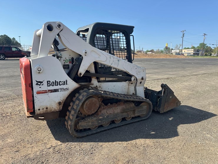 2016-bobcat-t650-image-6