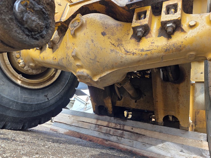 caterpillar-980h-image-54