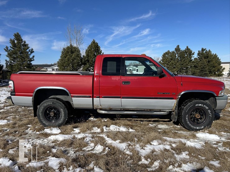 2001-dodge-ram-1500-image-4