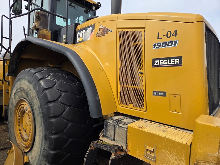 caterpillar-980h-image-24