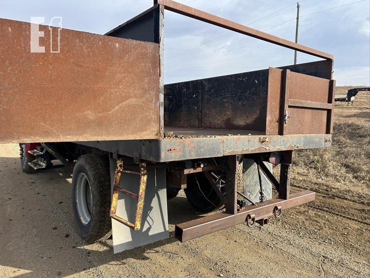 2002-international-4700-image-25