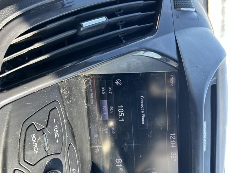 2013-ford-escape-sel-image-18