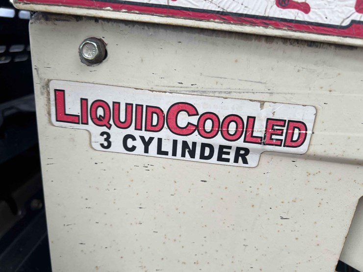 2011-grasshopper-721d-image-8