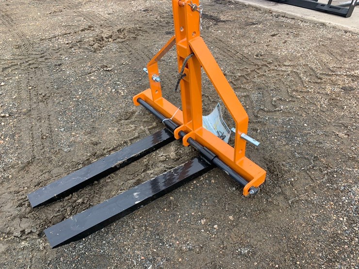 pallet-forks-image-1