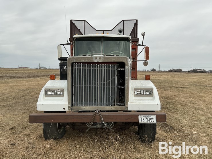 1979-western-star-4864-2-image-2
