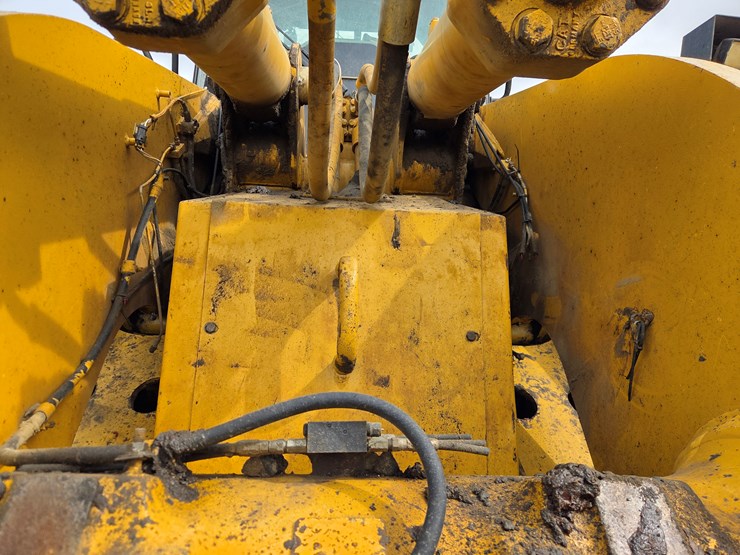 caterpillar-980h-image-11