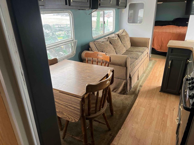 2003-keystone-hornet-travel-trailer-image-20