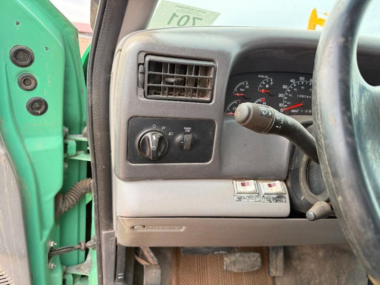 ford-f450-xl-image-41