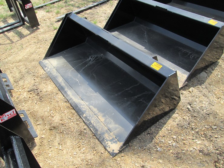 #44095-•-66"-skid-steer-bucket-image-1