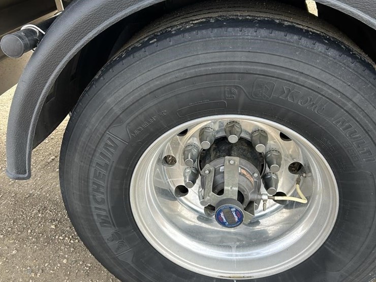 2025-wilson-grain-trailer-image-31