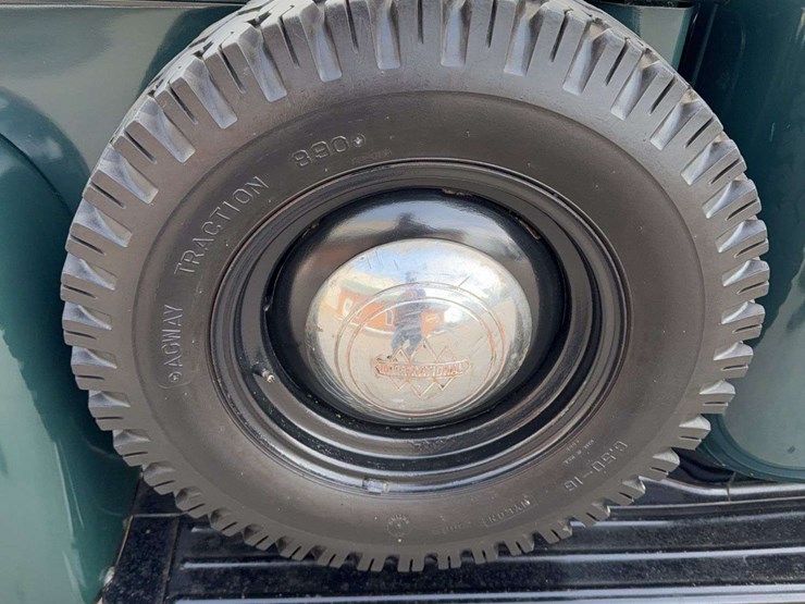 1951-international-l-112-image-13