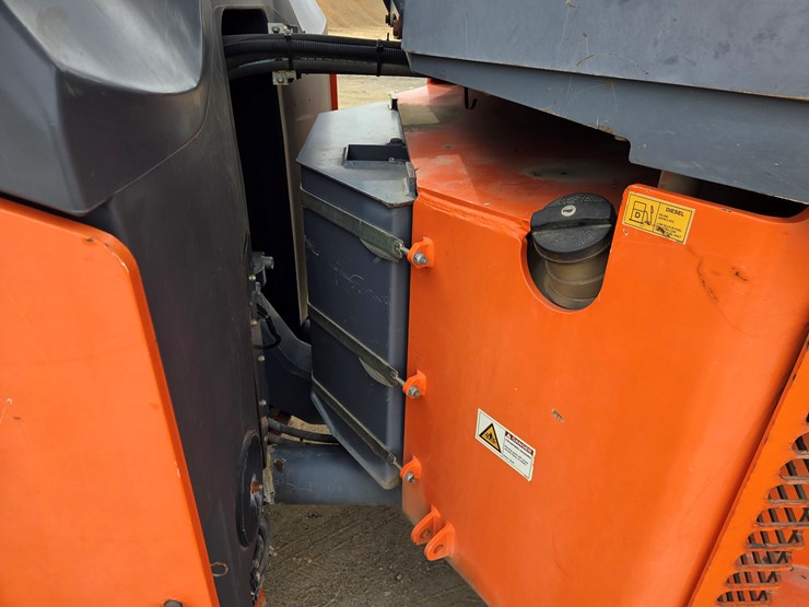 2012-hamm-hd140-image-17