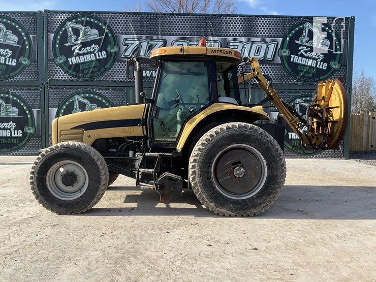 2011-challenger-mt525b-image-1