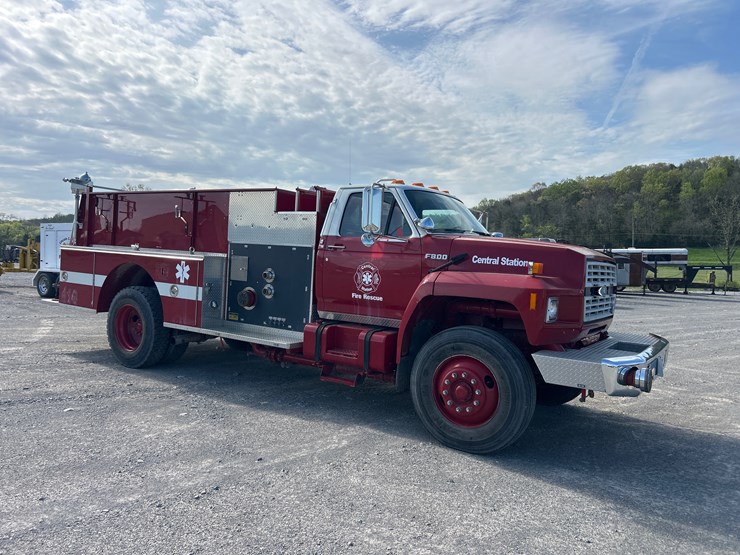 1991-ford-f800-image-1