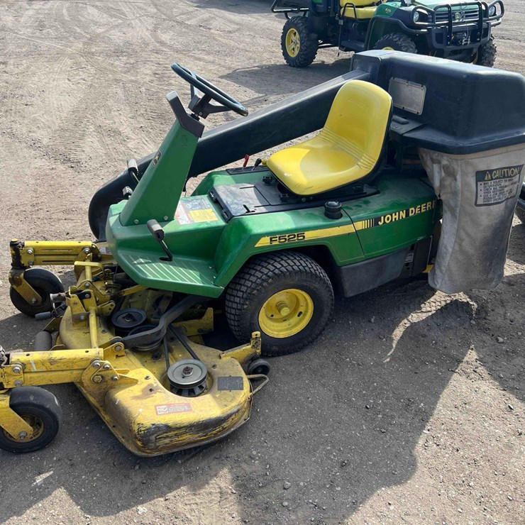 JOHN DEERE 525