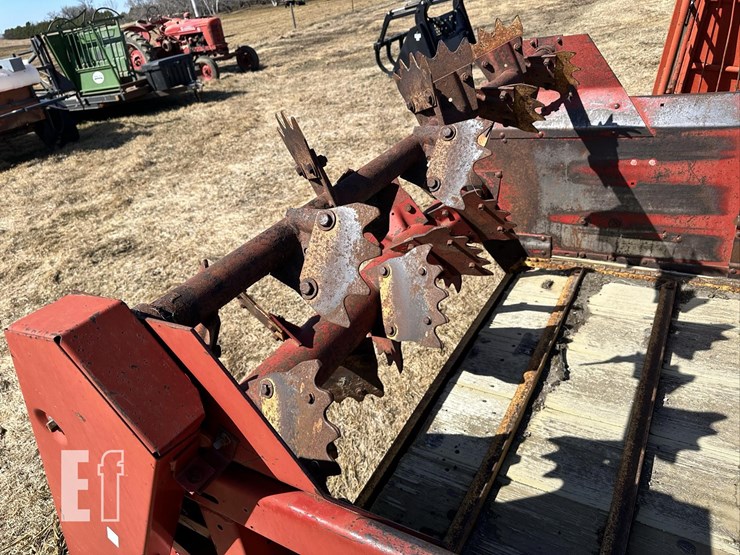 new-holland-791-image-15