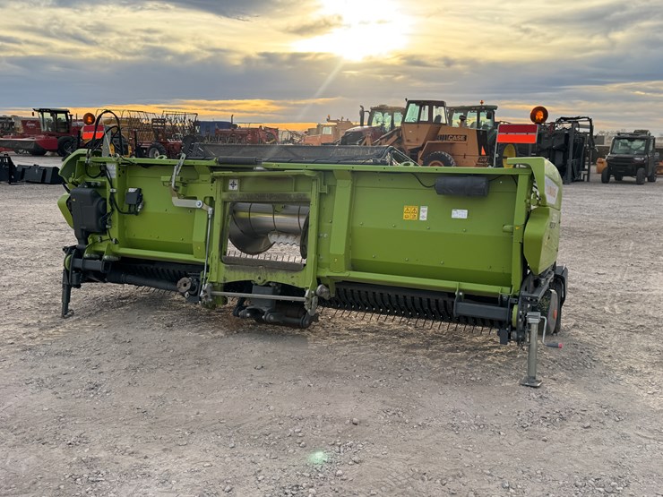 2020-claas-380-image-8