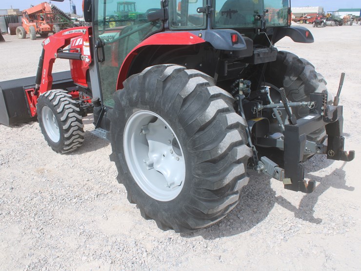 2018-massey-ferguson-1755m-image-36