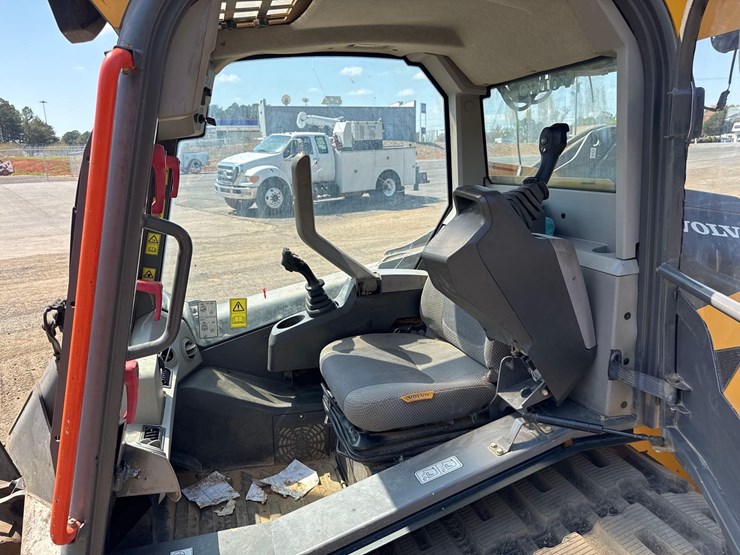 volvo-mct135d-image-16