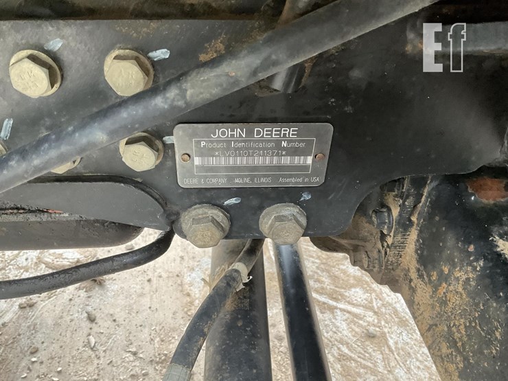 2003-deere-110-image-17