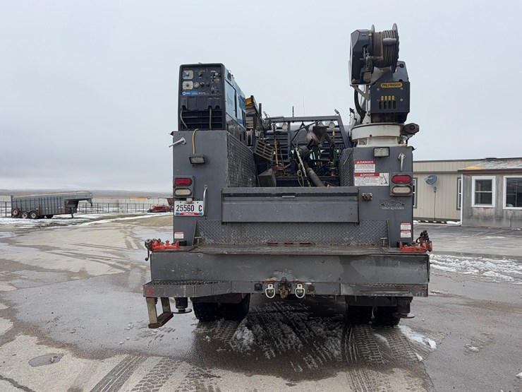 2014-peterbilt-389-image-6