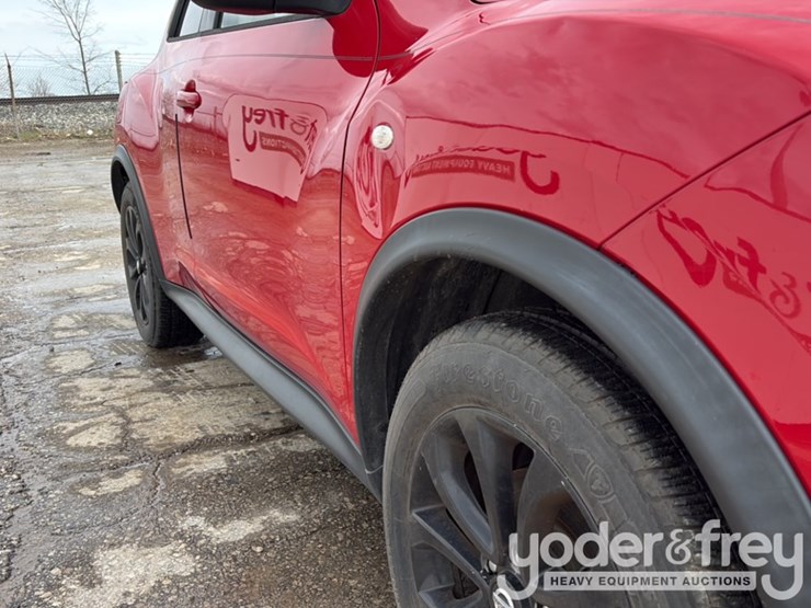 2014-nissan-juke-image-19