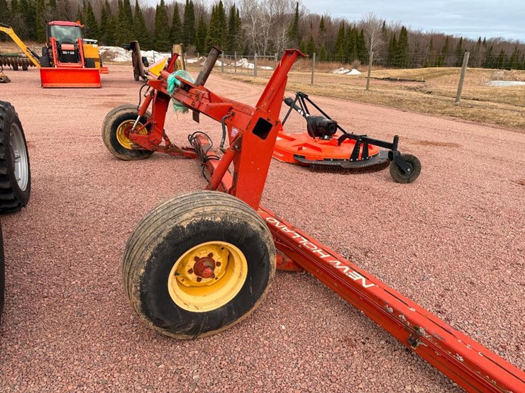 new-holland-116-image-4